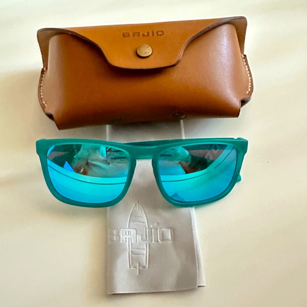 Bajio Calda Sunglasses Polycarbonate Polarized Blue Lenses Teal Frame Unisex
